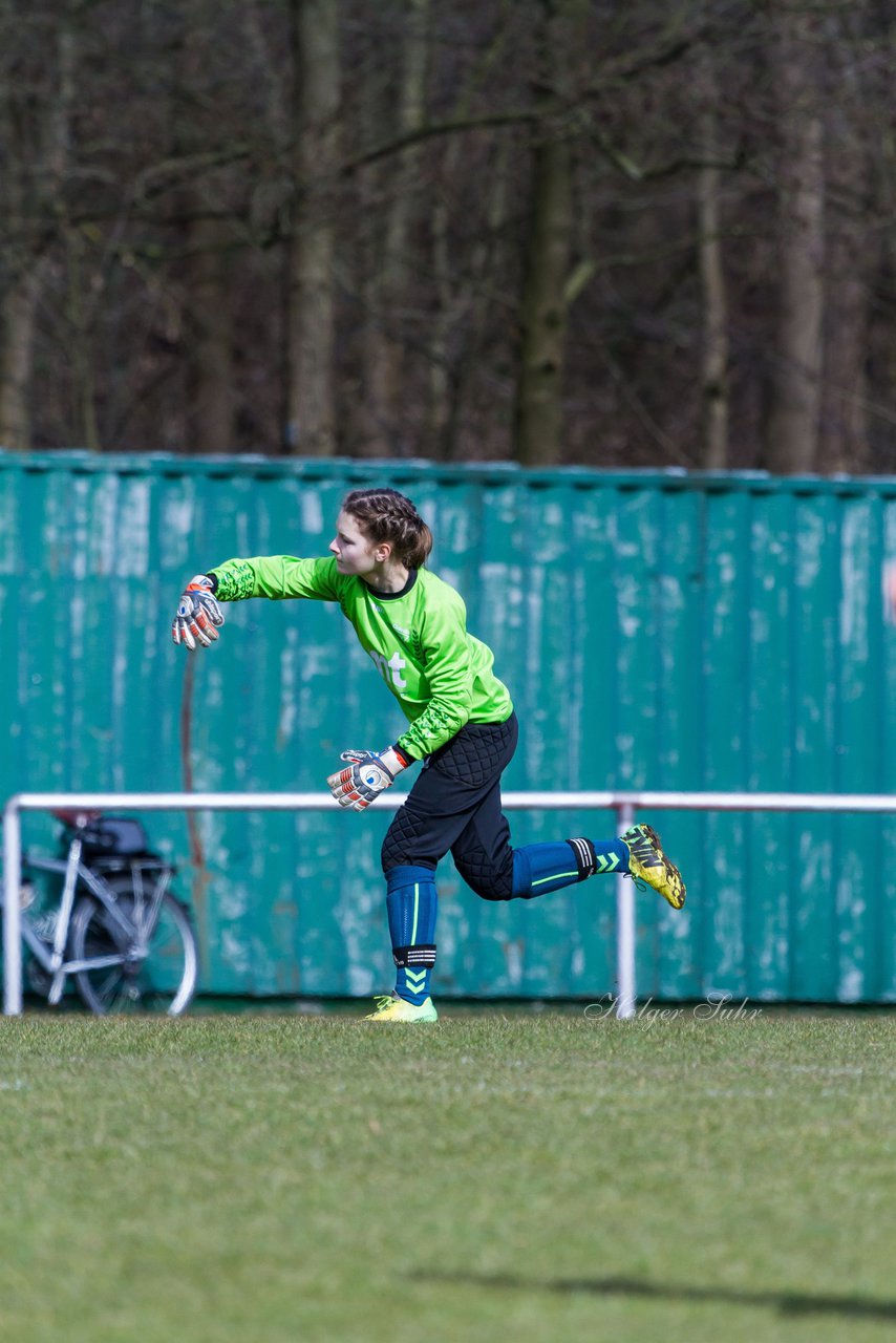 Bild 140 - B-Juniorinnen VfL Oldesloe - Krummesser SV _ Ergebnis: 4:0